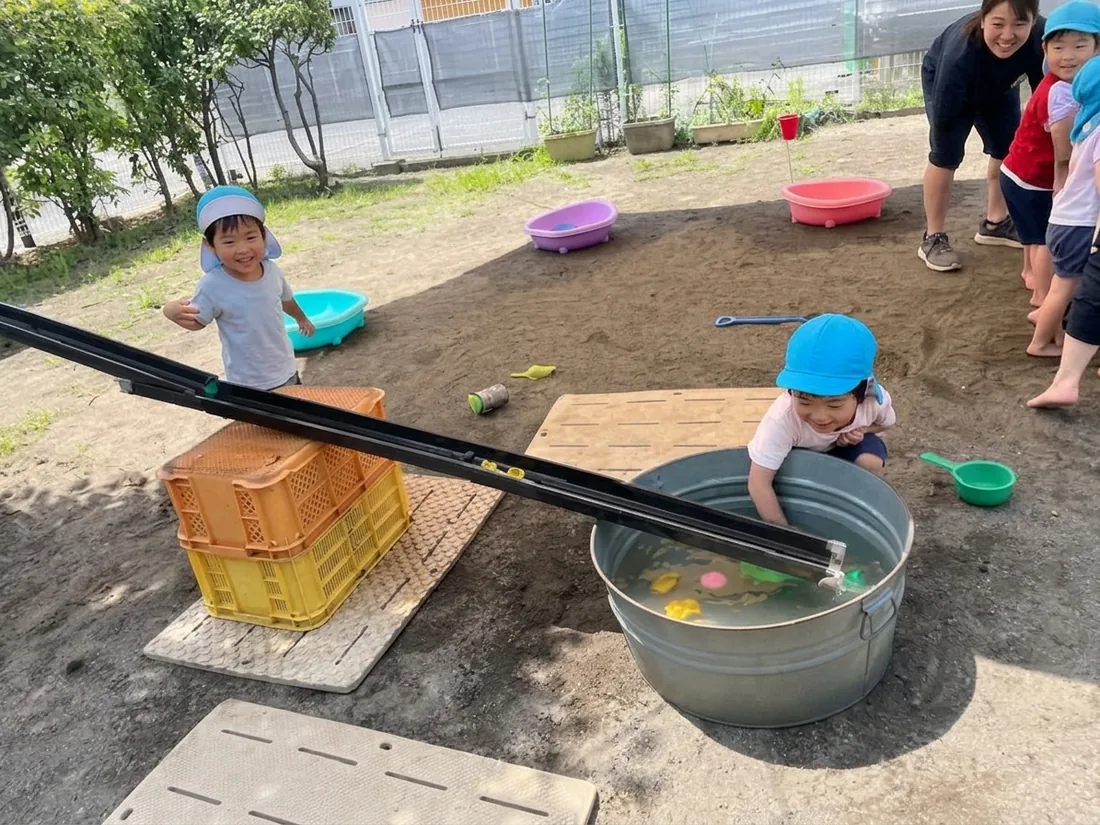 夏のプールあそび